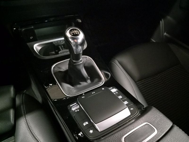 Mercedes B180 bild 16