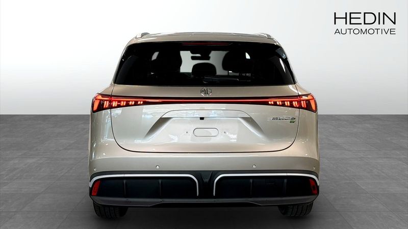 MG S6 EV bild 7