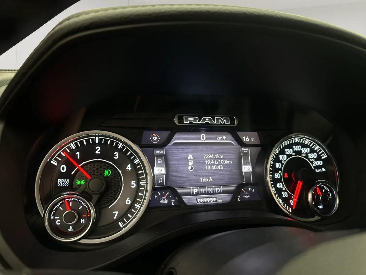 Vehicle image 22