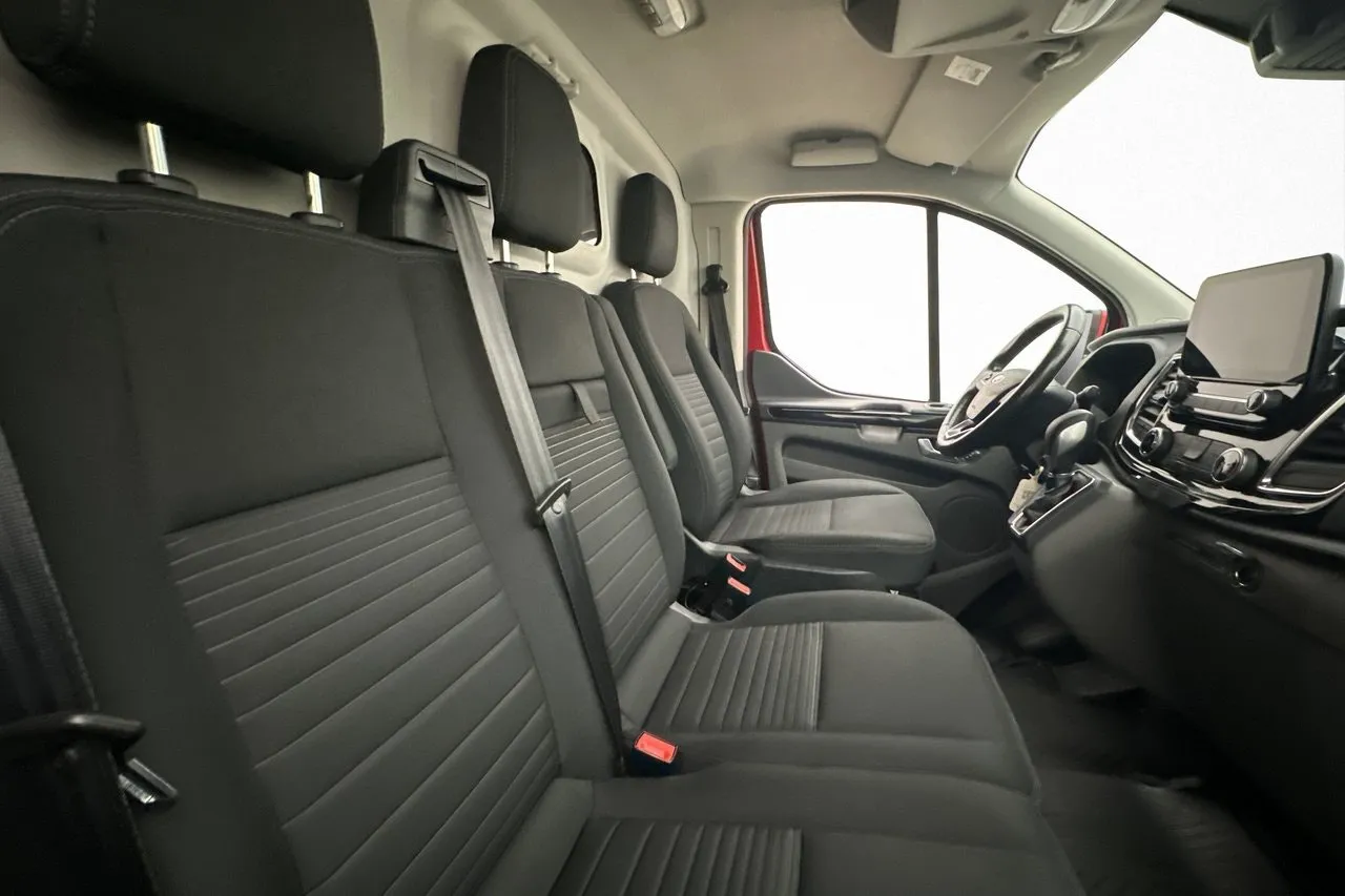 Vehicle image 21