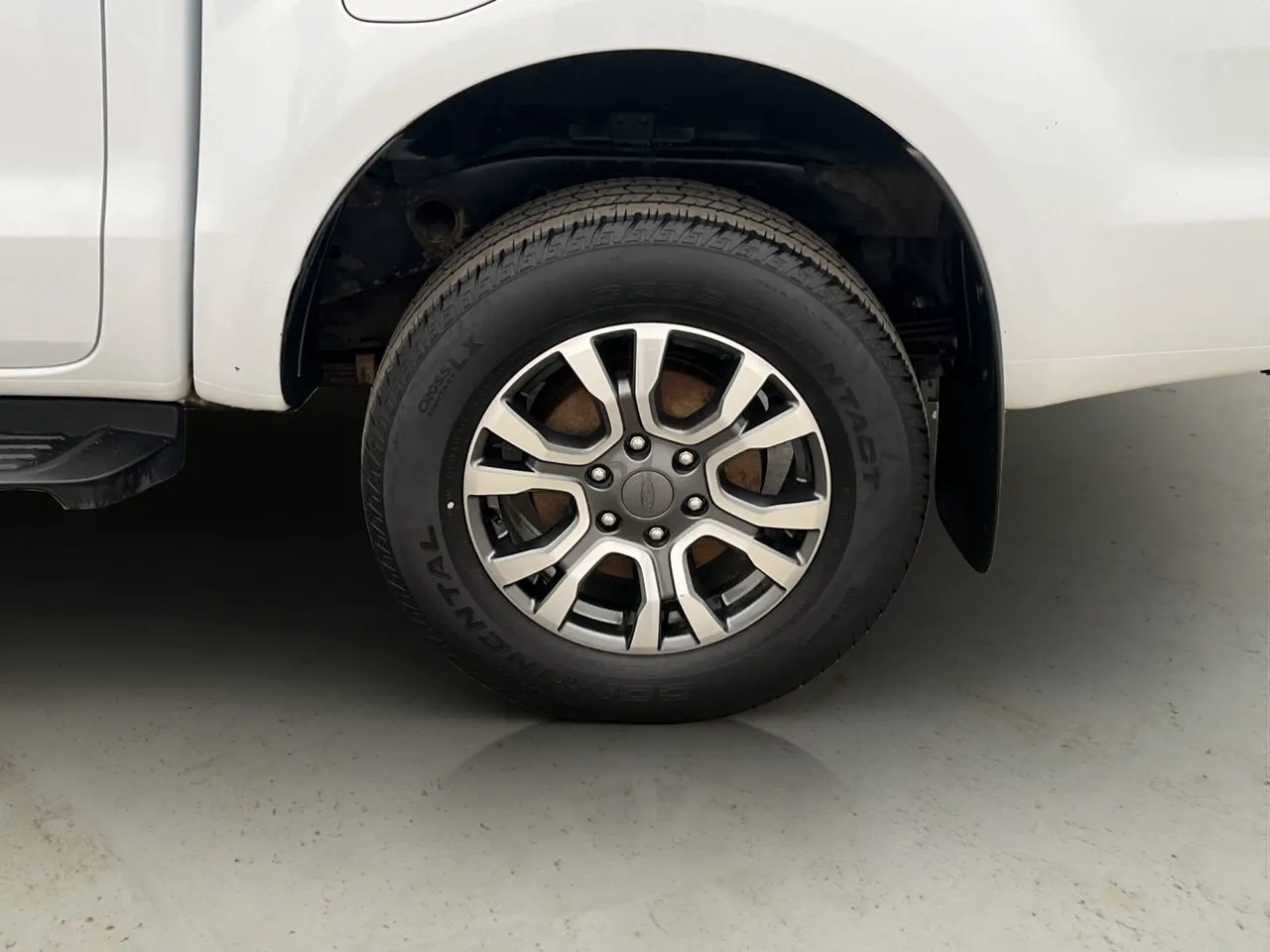 Vehicle image 33