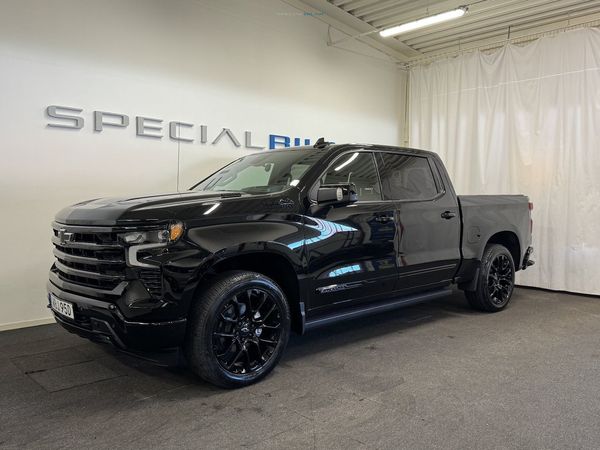 Chevrolet Silverado 1500 Duramax High Country Midnight 22" Adaptive Ride - 2026