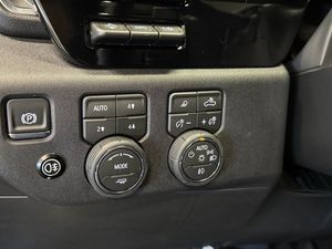 Chevrolet Silverado bild 13
