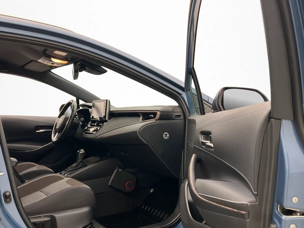 Vehicle image 14