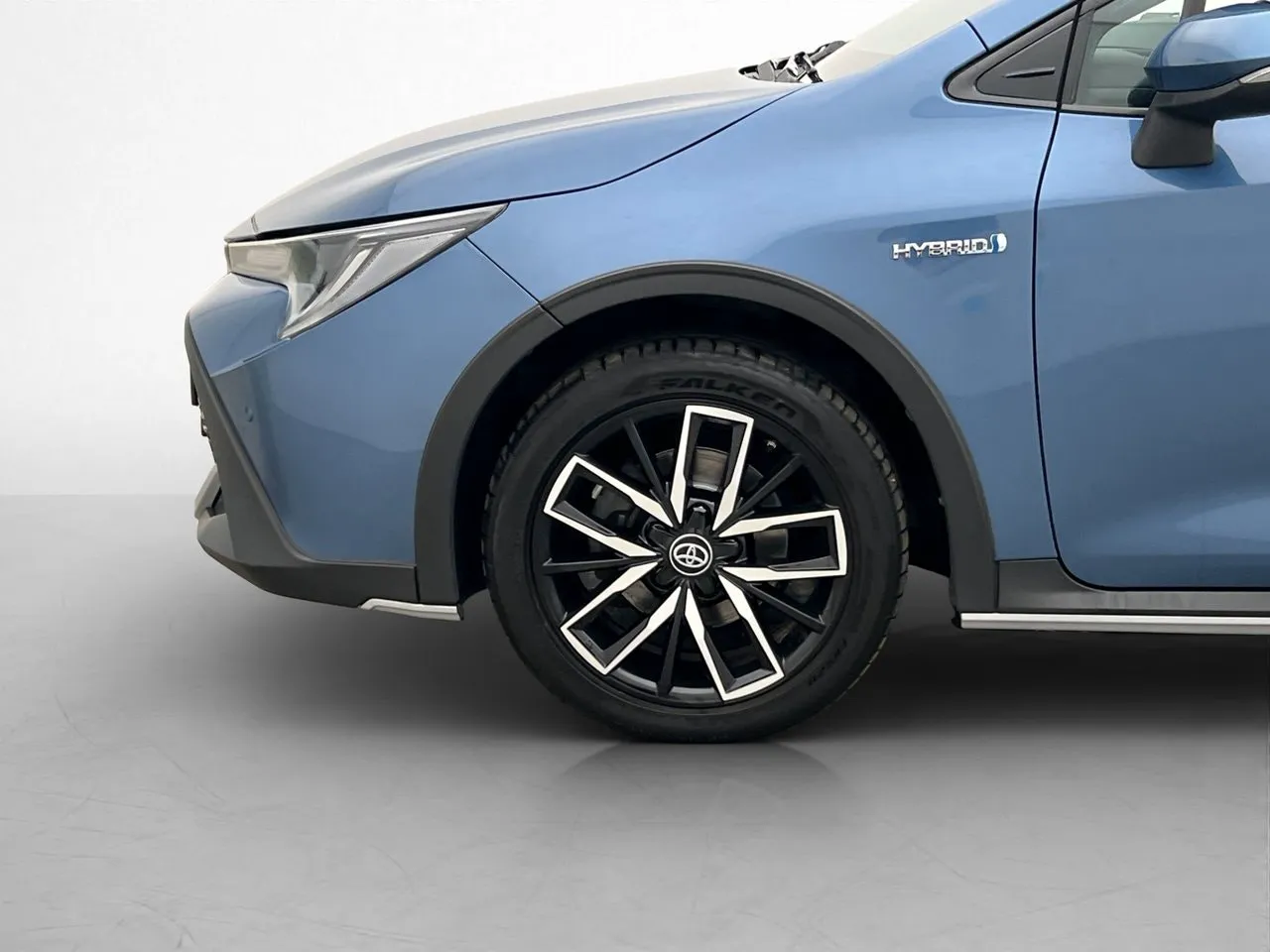 Vehicle image 9