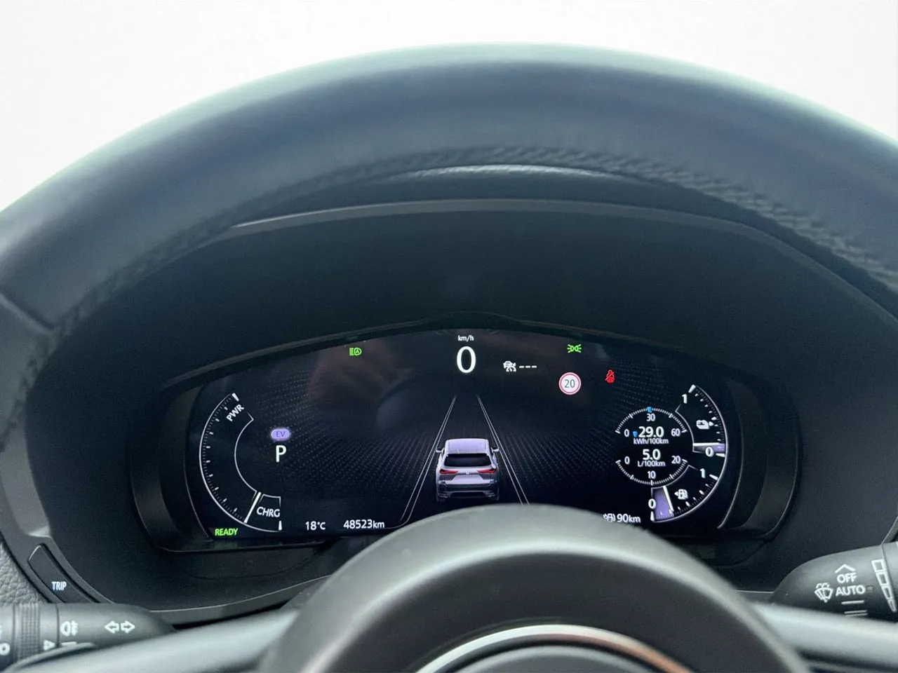 Vehicle image 18