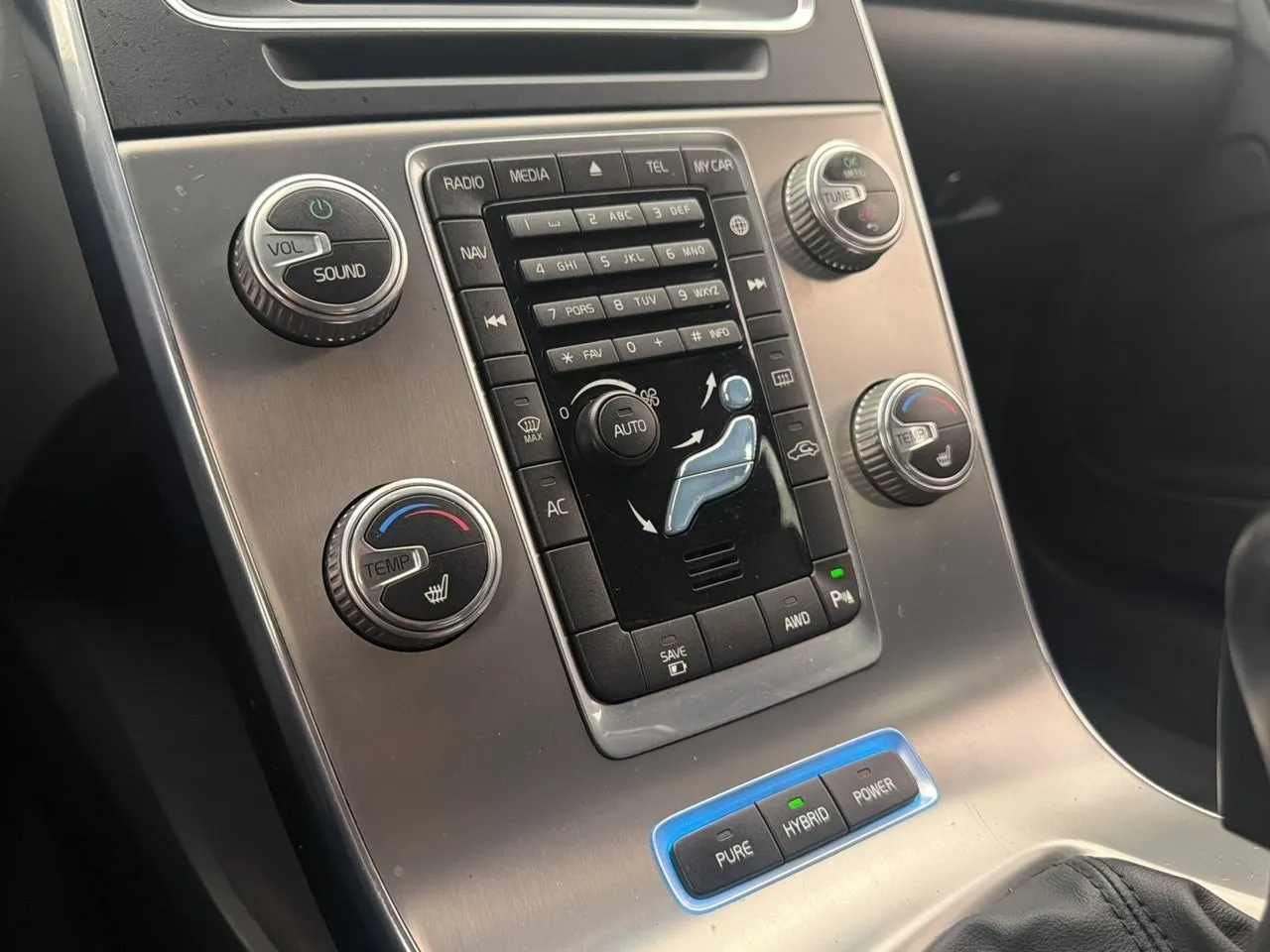 Vehicle image 22