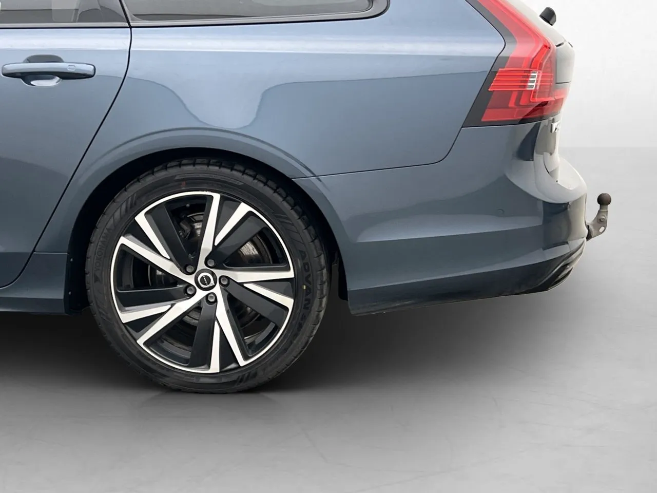 Vehicle image 36