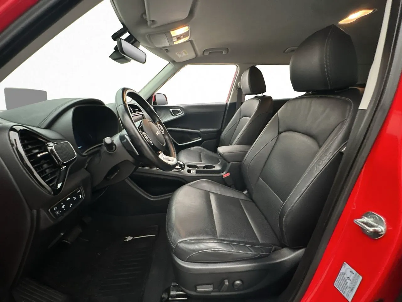 Vehicle image 14