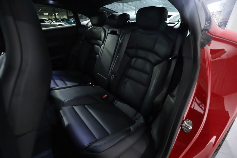 Porsche Taycan bild 14