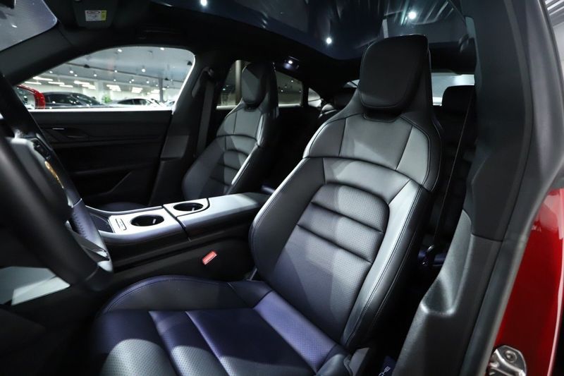 Porsche Taycan bild 13