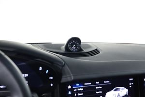 Porsche Taycan bild 24