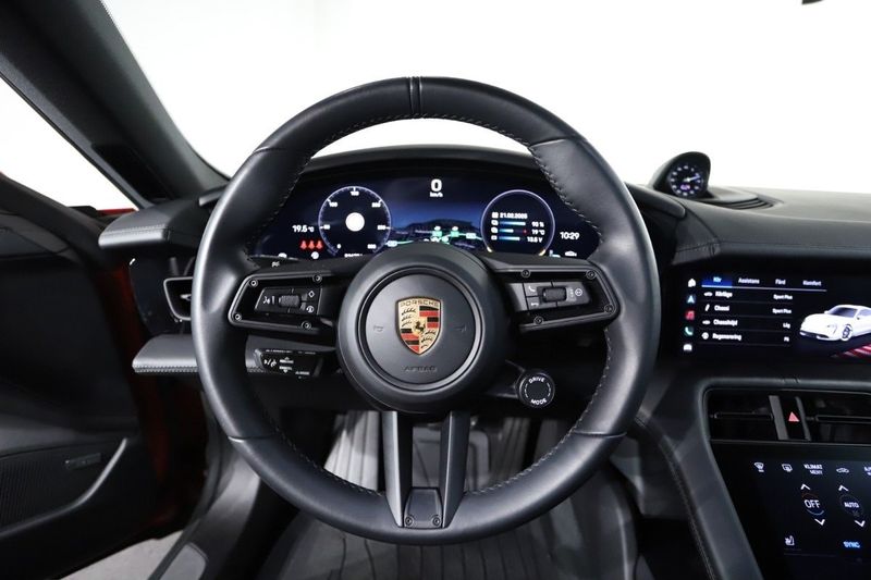 Porsche Taycan bild 16