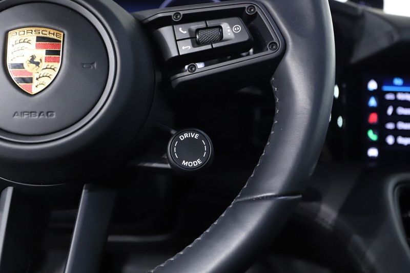 Porsche Taycan bild 17