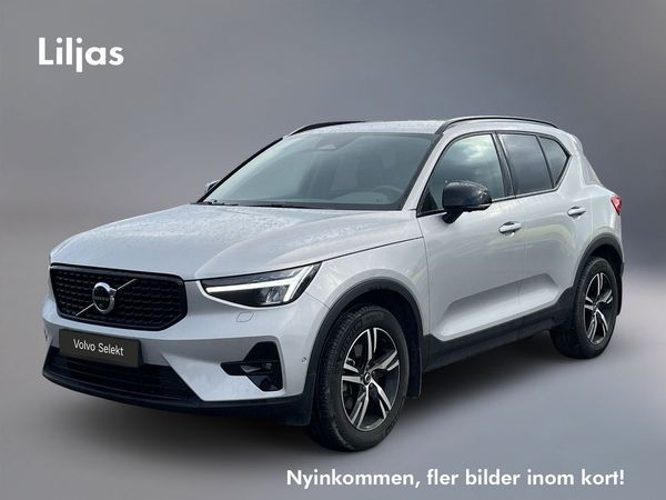 Volvo XC40 B3 FWD Bensin Plus Dark - 2025