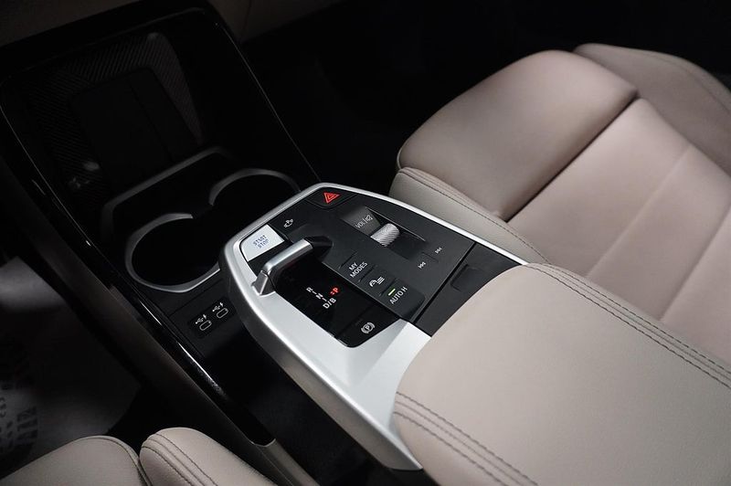 BMW iX1 bild 10
