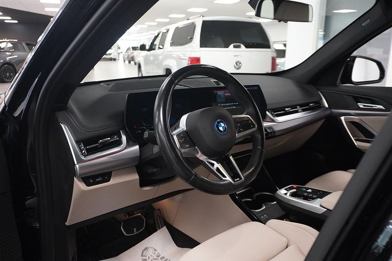 BMW iX1 bild 3