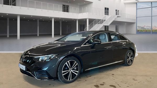 Mercedes EQE350+ AMG Line - 2025