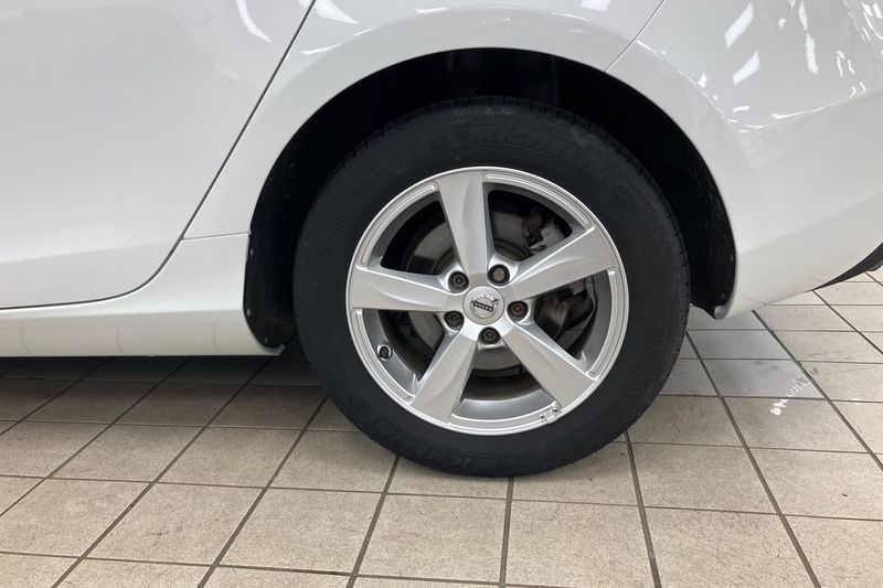 Volvo V40 bild 17