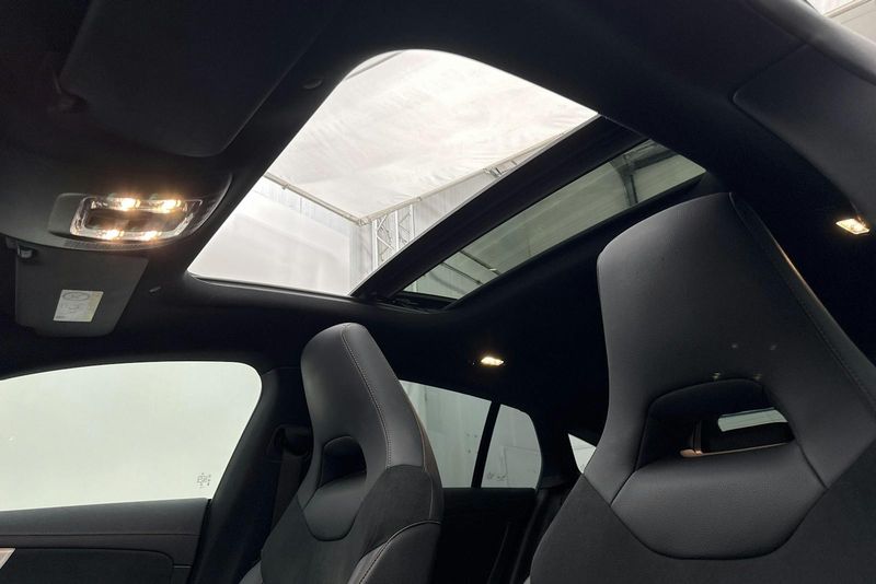 Mercedes CLA250 bild 15