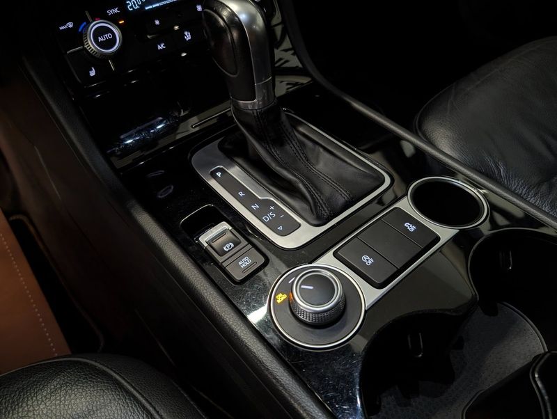 Volkswagen Touareg bild 14
