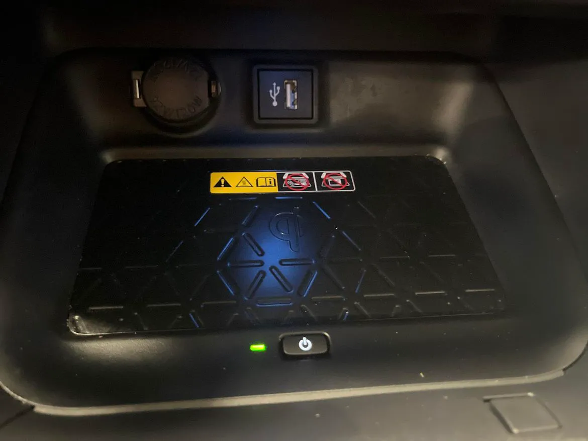 Vehicle image 20