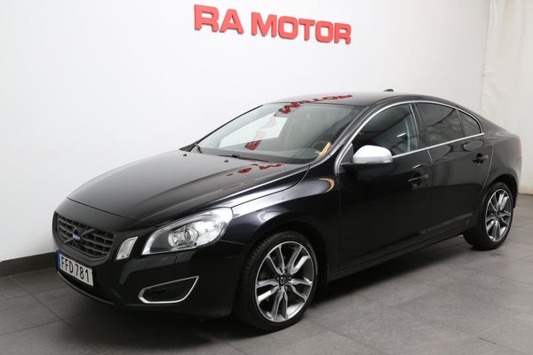Volvo S60 T3 150hk Momentum - 2012
