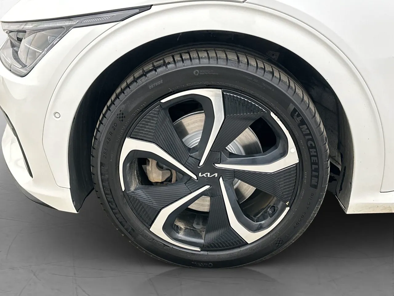 Vehicle image 36