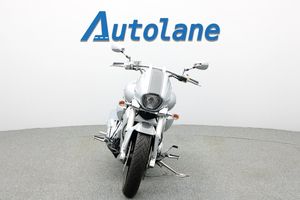 Suzuki VZR bild 7