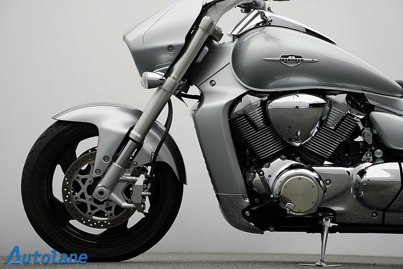 Suzuki VZR bild 13