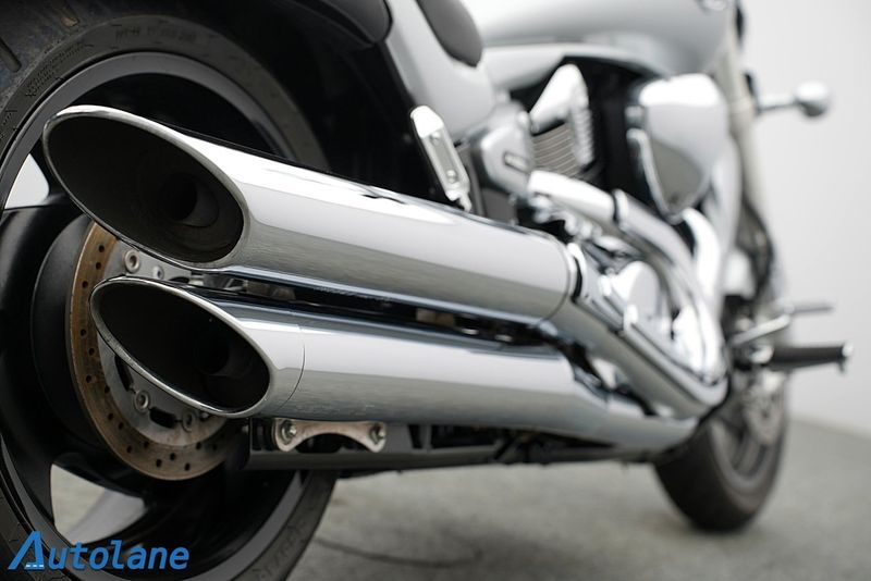 Suzuki VZR bild 26