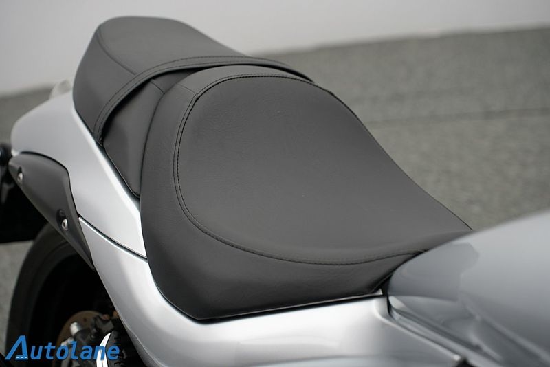 Suzuki VZR bild 17