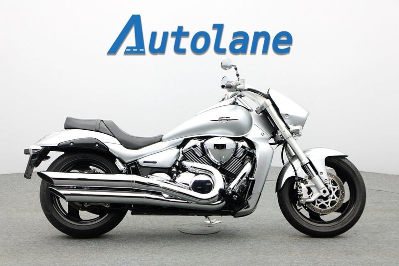 Suzuki VZR bild 6