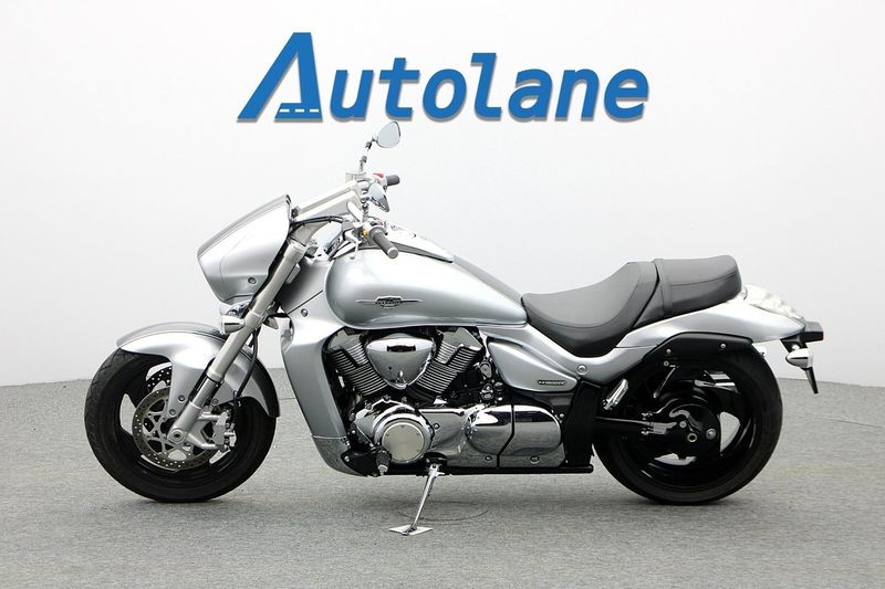 Suzuki VZR bild 9