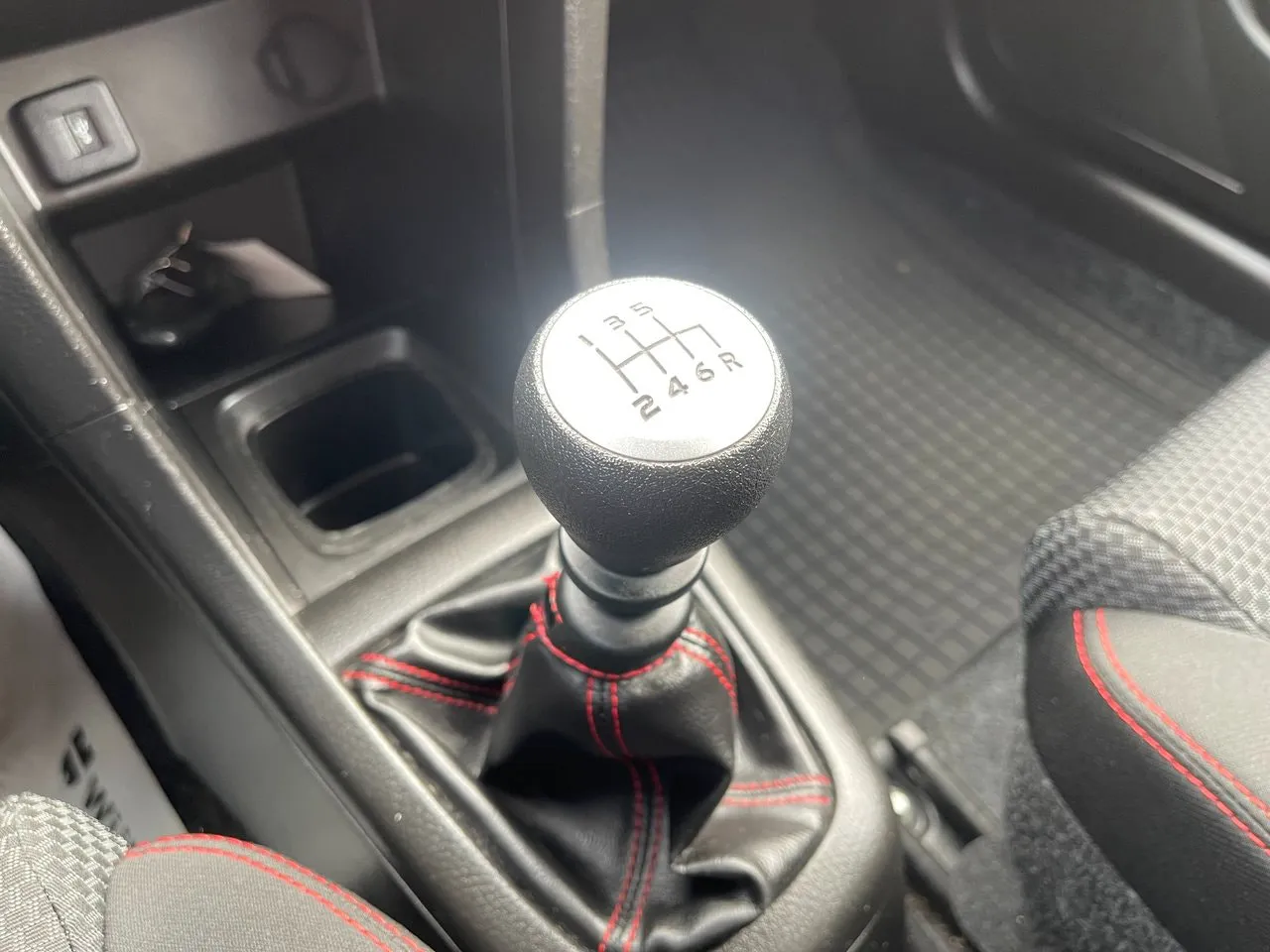 Vehicle image 22