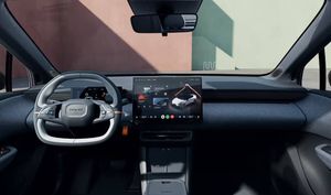 Lynk & Co 02 bild 7
