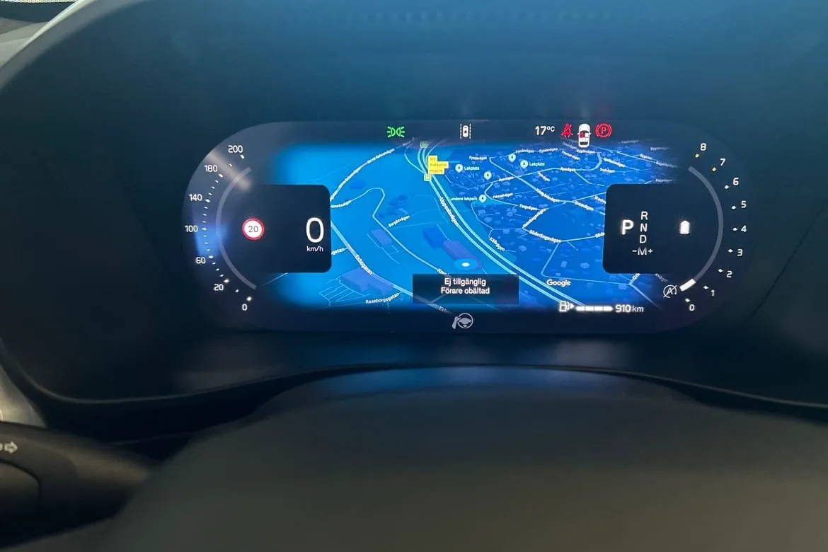 Vehicle image 30