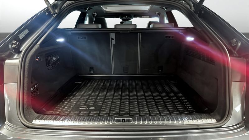 Audi Q8 bild 13