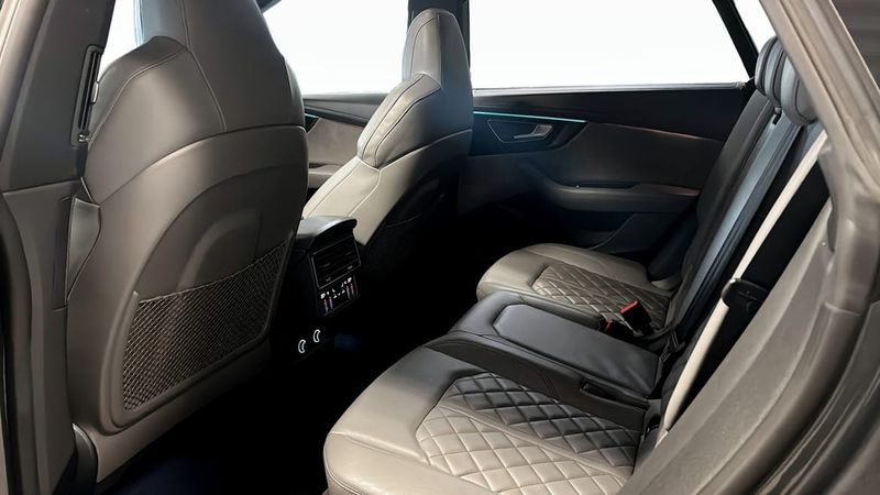 Audi Q8 bild 12