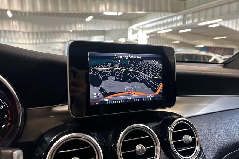 Mercedes GLC250 bild 21