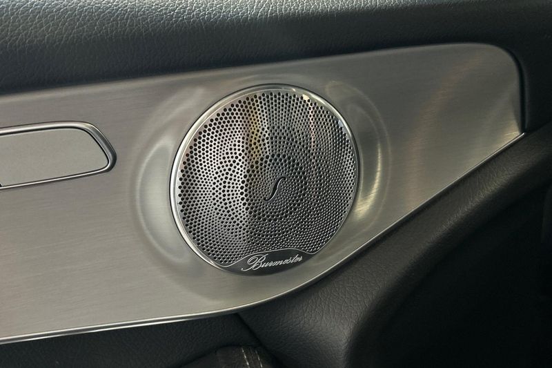Mercedes GLC250 bild 19