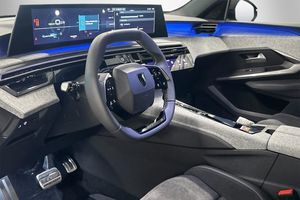Peugeot e-5008 bild 4