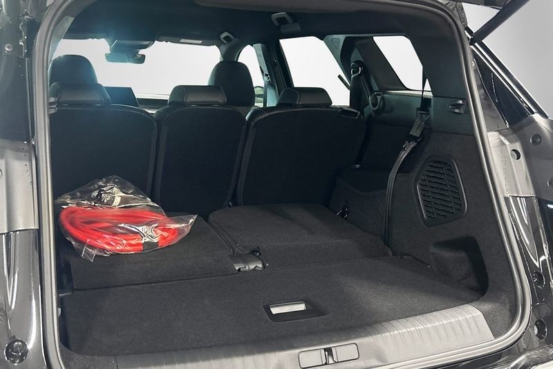 Peugeot e-5008 bild 9