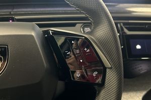 Peugeot e-5008 bild 12
