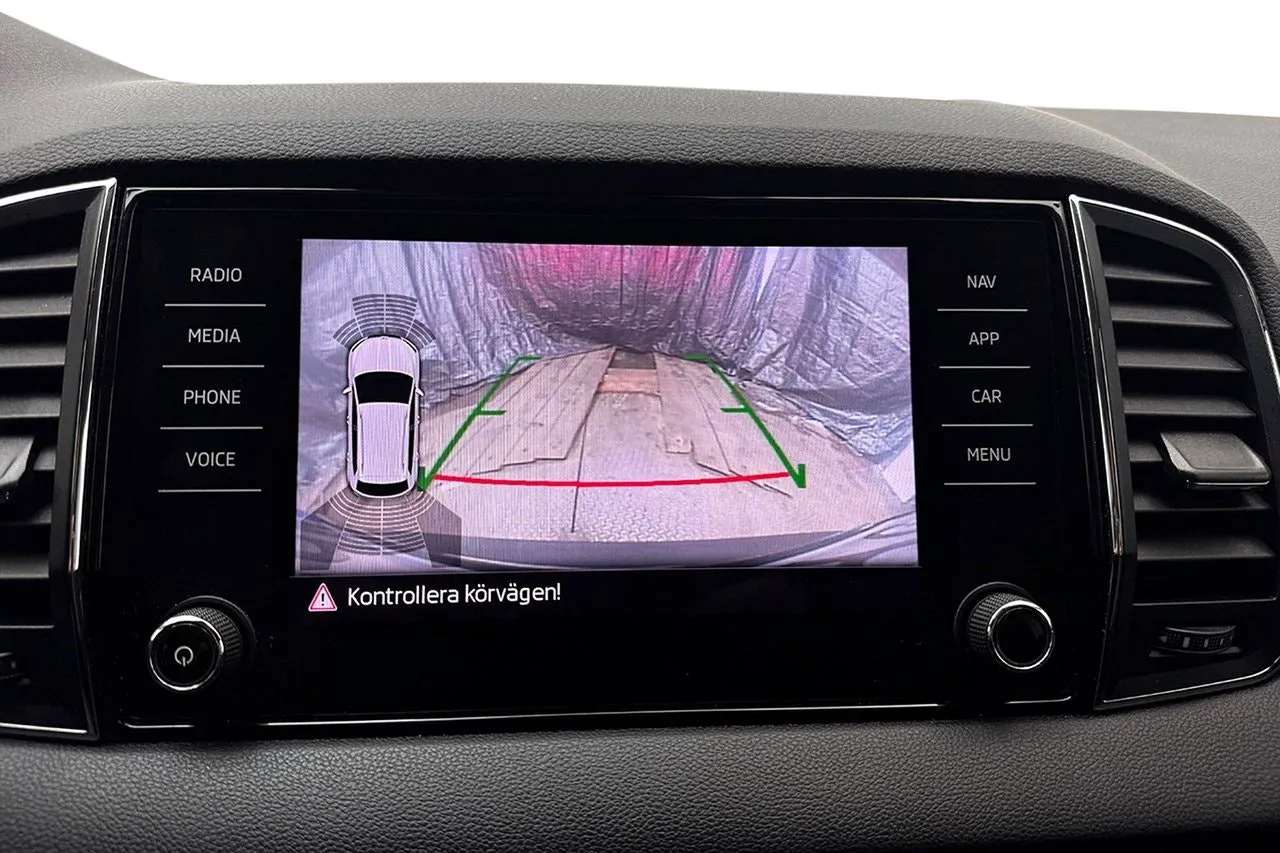 Vehicle image 20