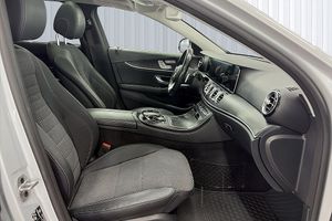 Mercedes E200 bild 17