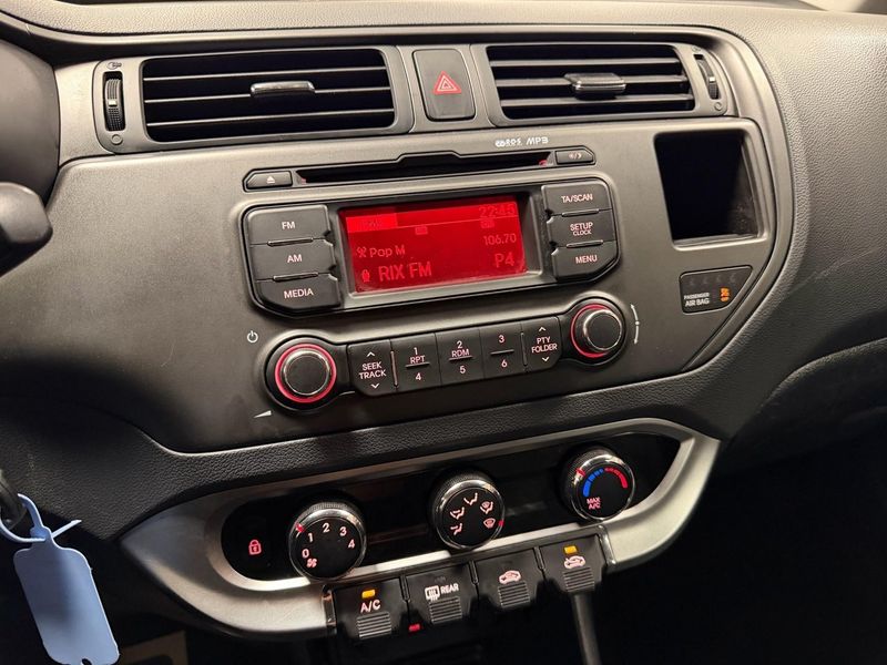 Kia Rio bild 17