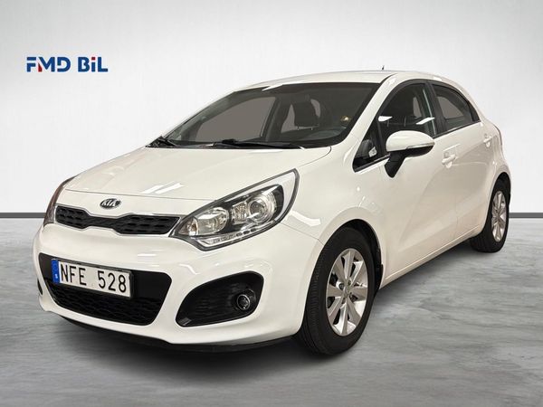 Kia Rio 5-DÖRRAR 1.2 CVVT GLS 84HK RATTVÄRME KAMKEDJA NYSERVAD - 2013
