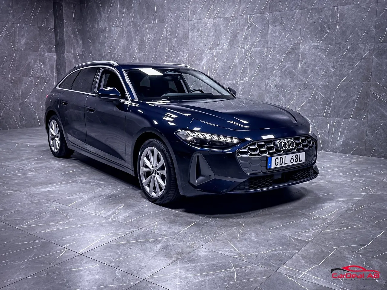 Vehicle image 8
