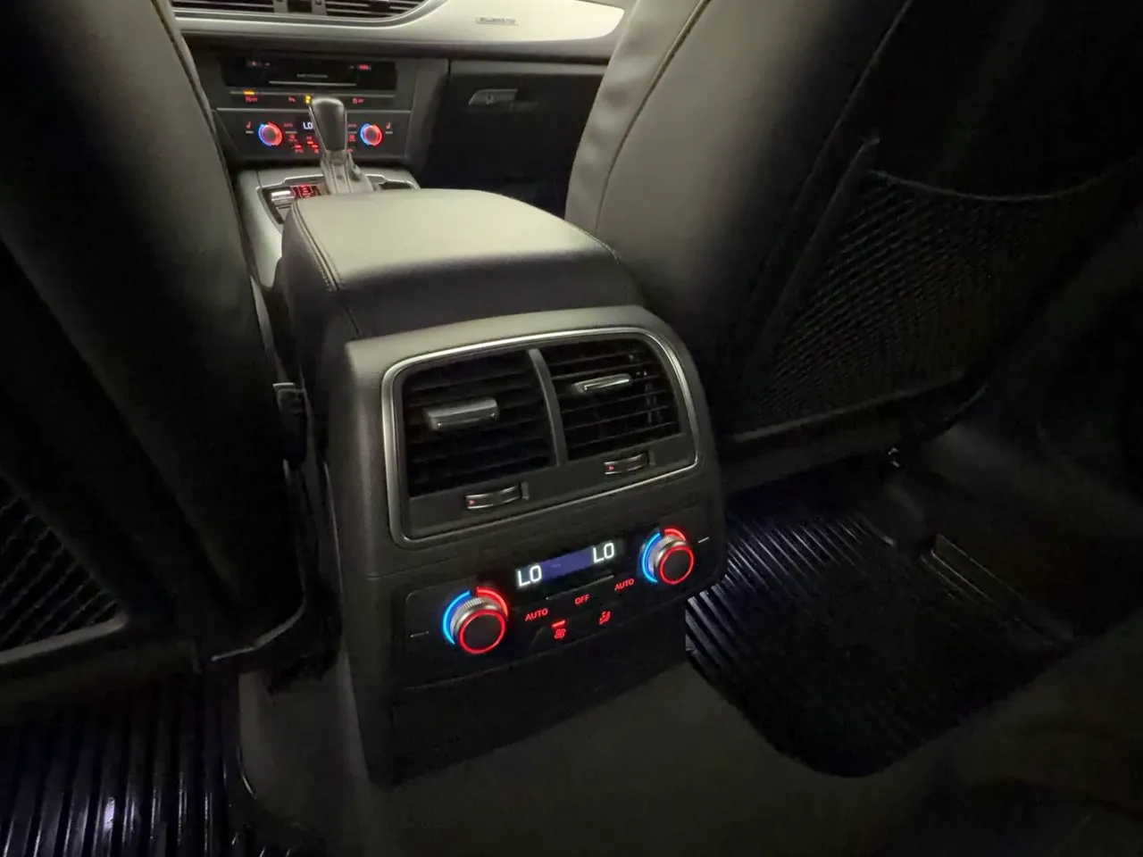 Vehicle image 29